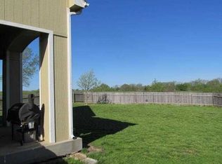 1523 Acorn Ln, Eudora, KS 66025