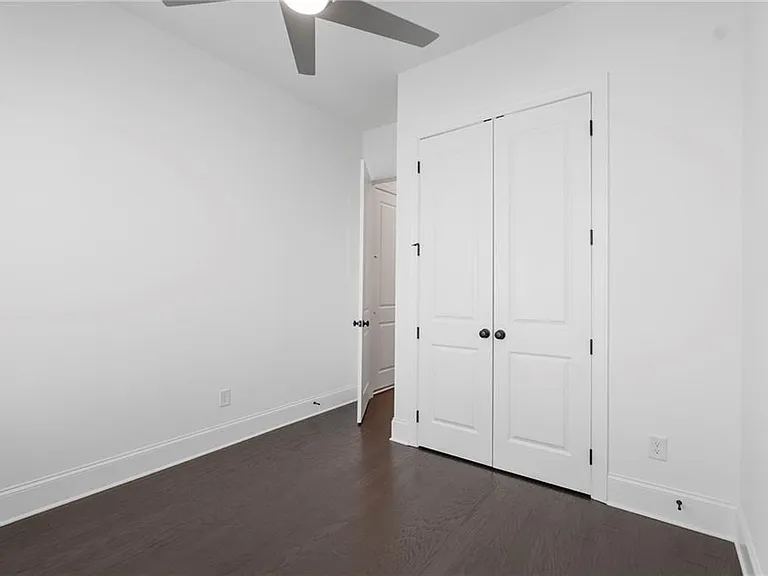 1042 Winding Branch Dr — Photo 11