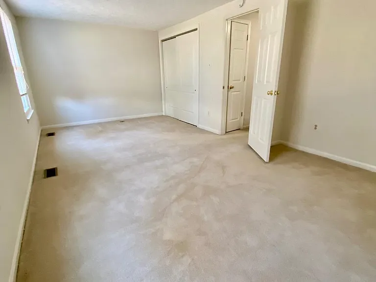 610 Coral Reef Dr — Photo 25