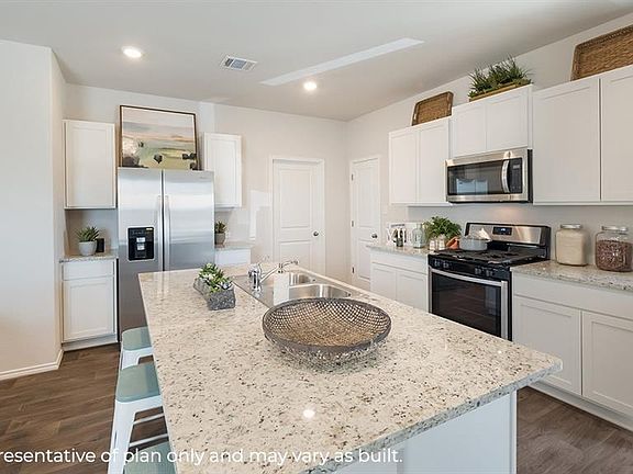 3rd image of 5437 Fornea Glen Way