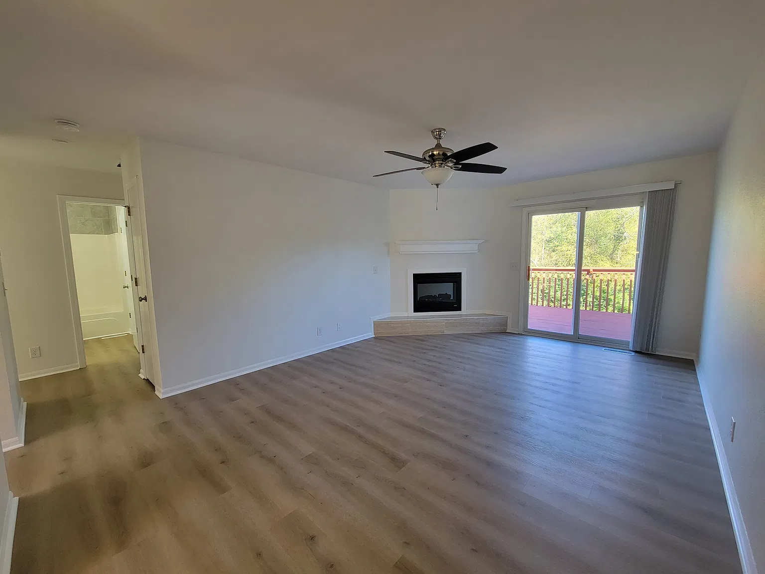 6923 N Edison Ave — Photo 3