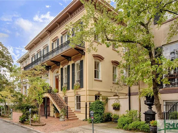 9 W Gordon St, Savannah, GA 31401