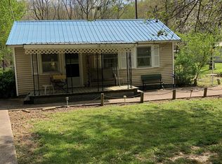 183 Leatherwood Lake Rd, Stewart, TN 37175
