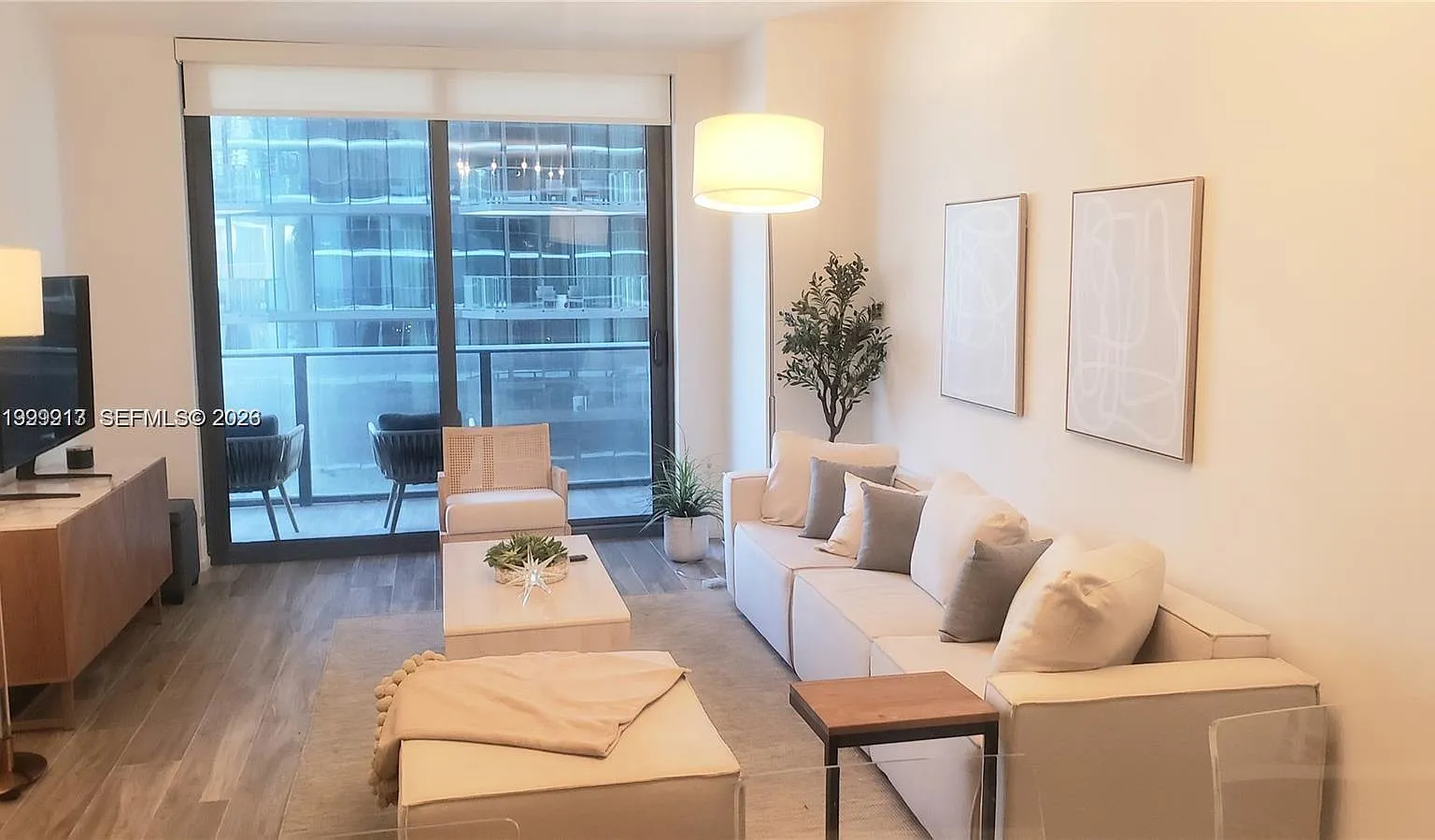 801 Sma Residences Condo — Photo 3