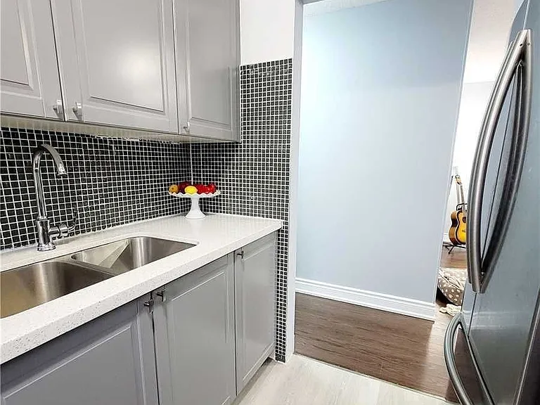 45 Snowball Cres #UPPER — Photo 8