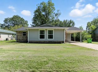 513 E 3rd St, Carlisle, AR 72024