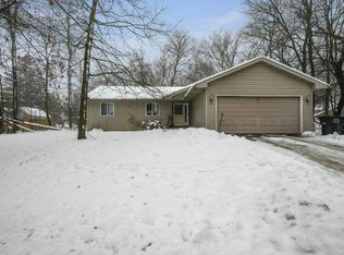 N3123 Robin Rd, Lake Geneva, WI 53147