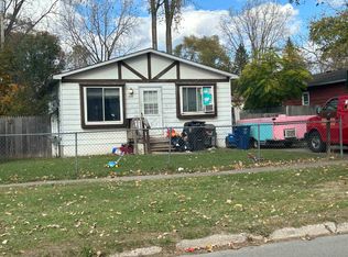 2729 E Pierson Rd, Flint, MI 48506