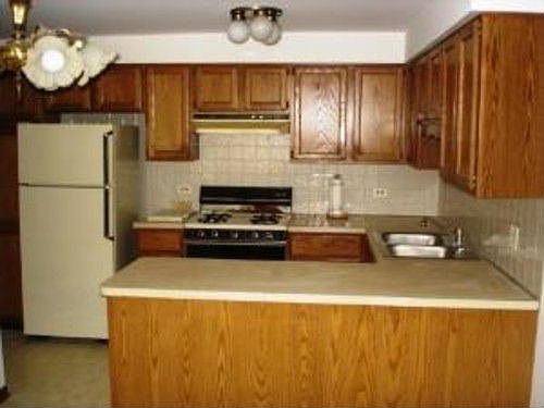 2nd image of 6433 W Belle Plaine Ave