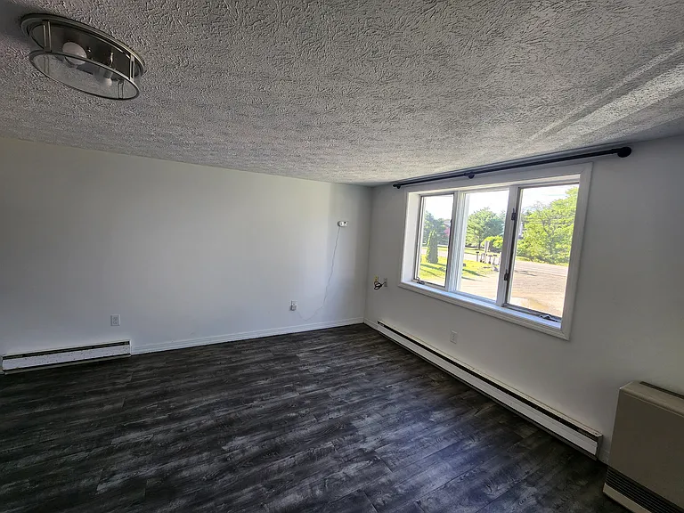 309 Sanford Rd #3 — Photo 6