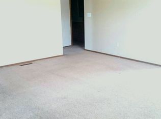 2988 W Village Dr, Springfield, MO 65807