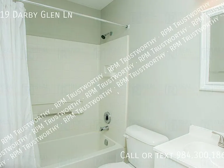 519 Darby Glen Ln — Photo 14