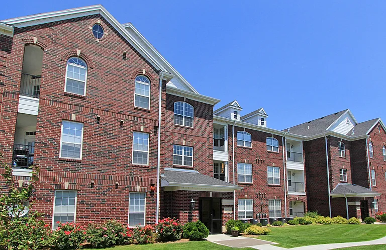 Rockledge Oaks Apartments — Photo 15