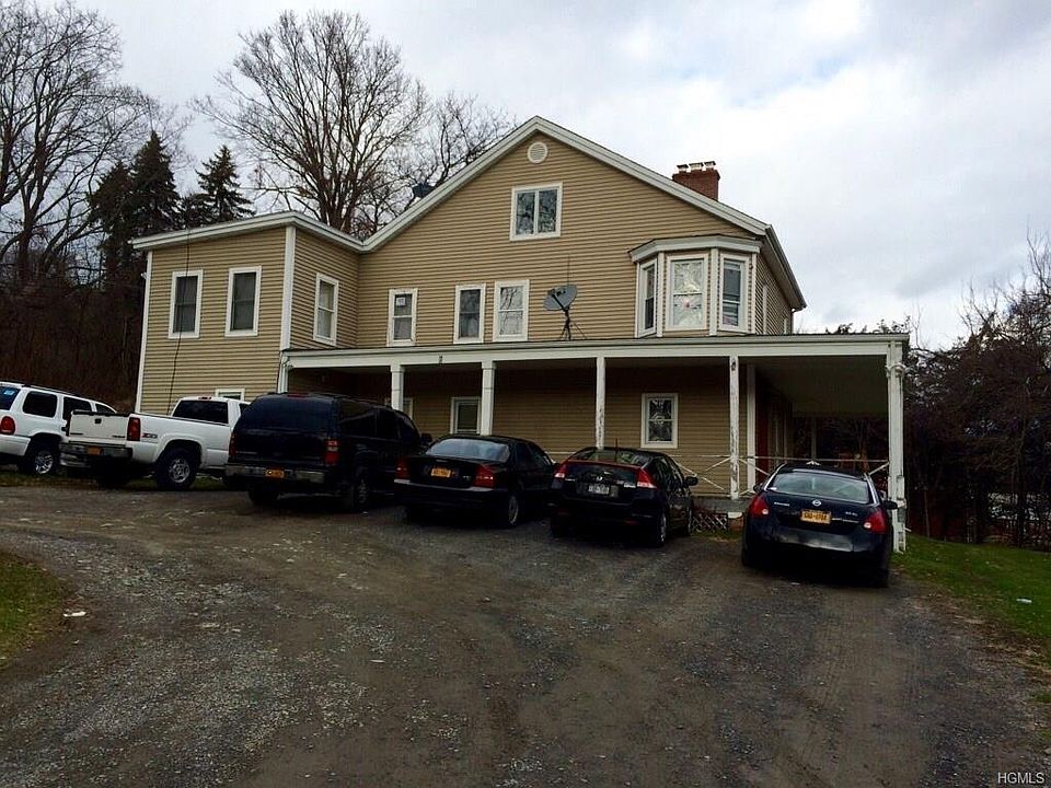 1st image of 6 Morris Dr APT 1
