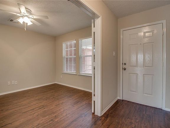 5th image of 119 Pebble Creek Ln