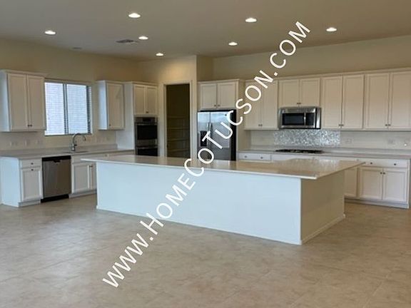 3rd image of 38628 S Running Roses Ln