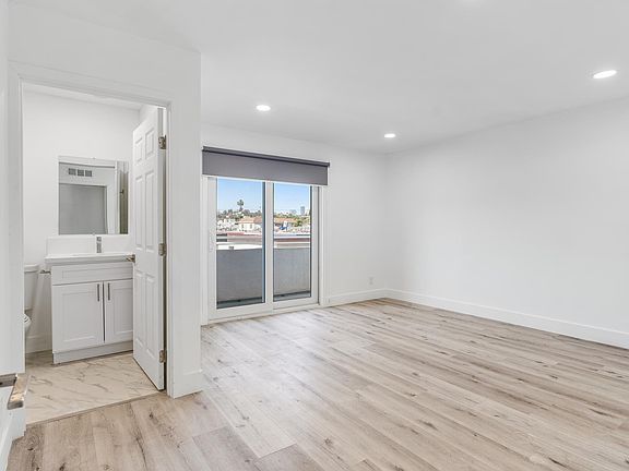 3rd image of 3113 S Durango Ave #10