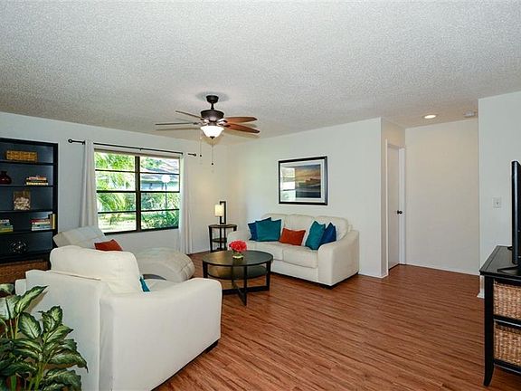 4th image of 5058 Barrington Cir #2601