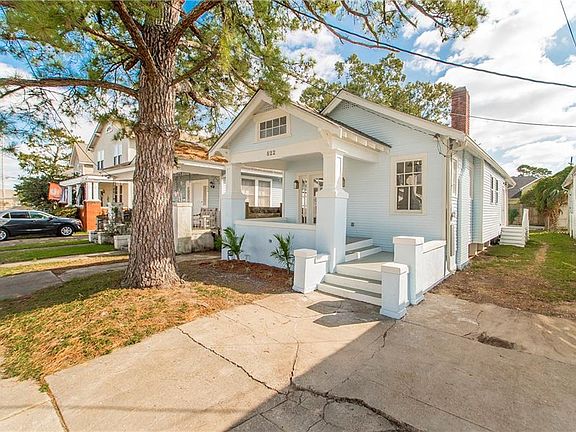 2nd image of 822 Louque Pl