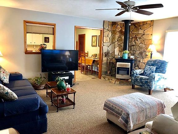 4th image of 500 Green Acres Cir