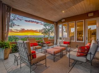 1302 Hummingbird Ct, Santa Fe, NM 87501