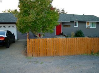 51 SW Newton Dr, Winston, OR 97496