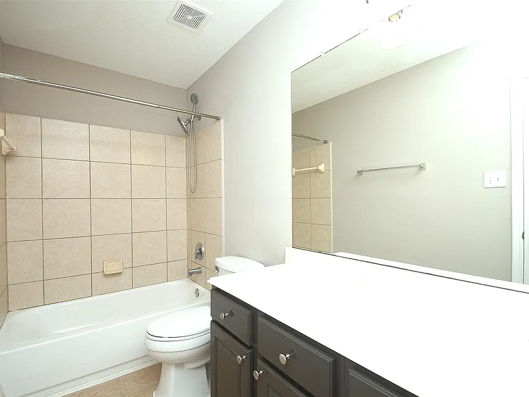 4915 Ibis Lake Ct — Photo 14