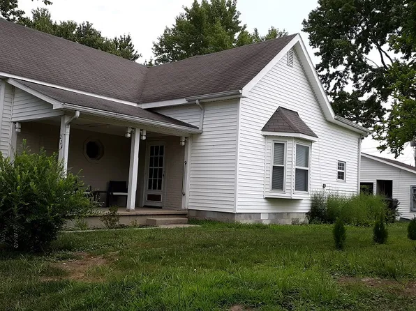 224 Illinois St, Shirley, IN 47384