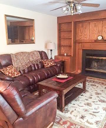 3rd image of 42 Briarwood Dr