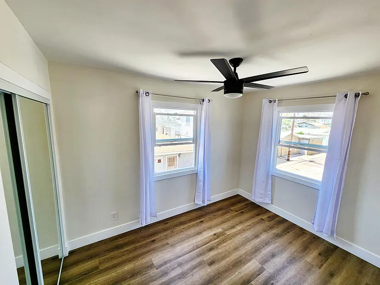 3758 Wilson Ave — Photo 10