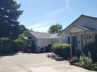 647 SW Balsam Rd, Grants Pass, OR 97526