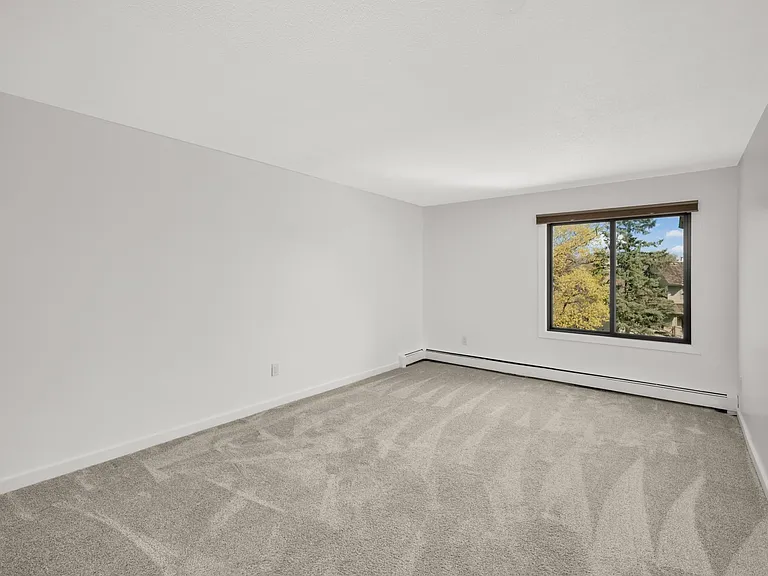 7500 Cahill Rd — Photo 18