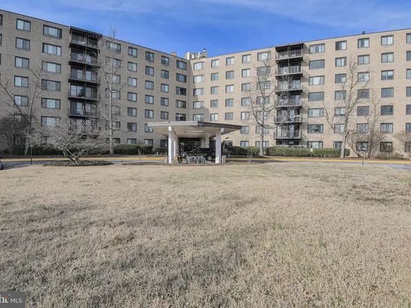 3450 Toledo Ter APT 605, Hyattsville, MD 20782