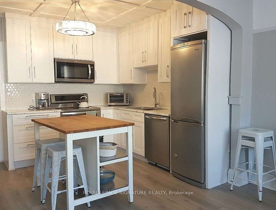 1st image of 608A Mount Pleasant Rd