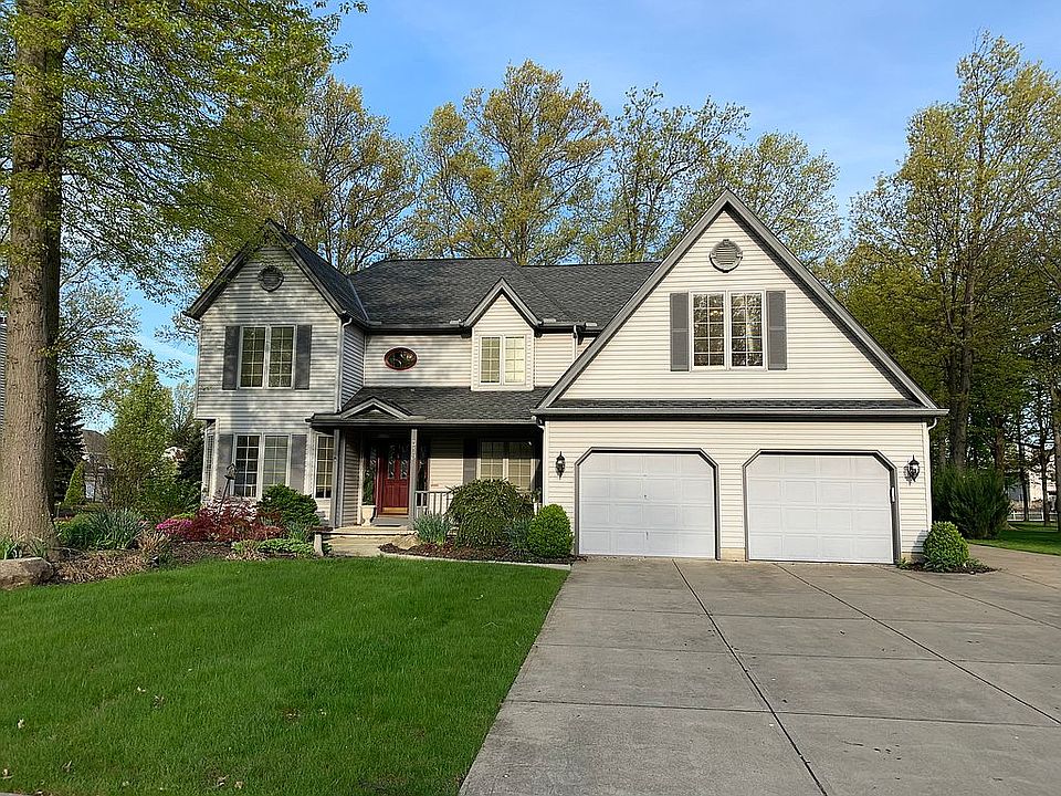 1st image of 370 Thomas Alva Dr