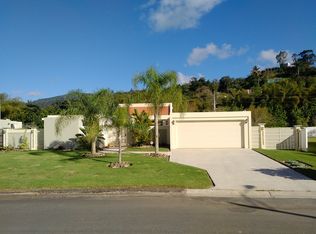 5 Urb Terra Del Valle, Cayey, PR 00736