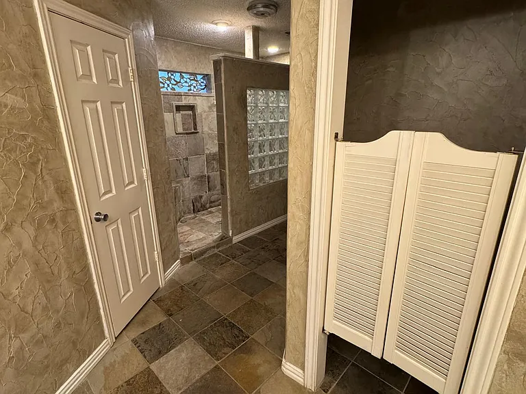 3622 Green Hollow Dr — Photo 13