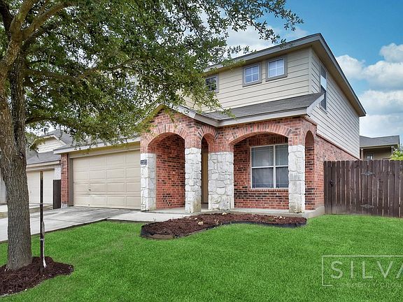 2nd image of 2107 Hornsby Bnd