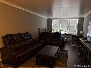 4th image of 1874 Pelham Parkway S #5C
