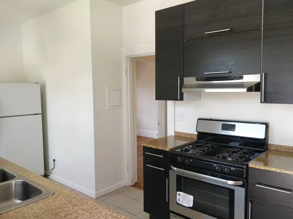 1836 Carleton St, Berkeley, CA 94704