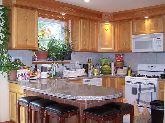 1st Fl Kitchen