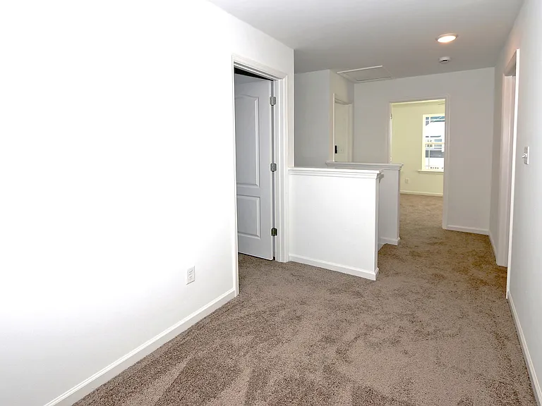 Upstairs Nook w/ 3 bedrooms & bath