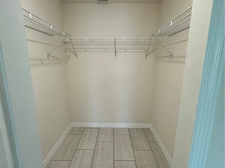 3305 SW 15th Pl — Photo 16