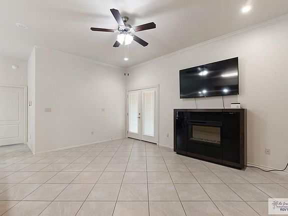 3rd image of 4629 Osborne Ave