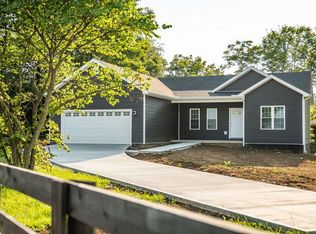 881 Lexington Pike, Maysville, KY 41056