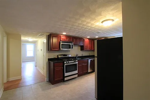 4 Douglass St Photo 1