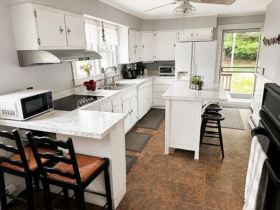 5th image of 480 Brewer Lake Road