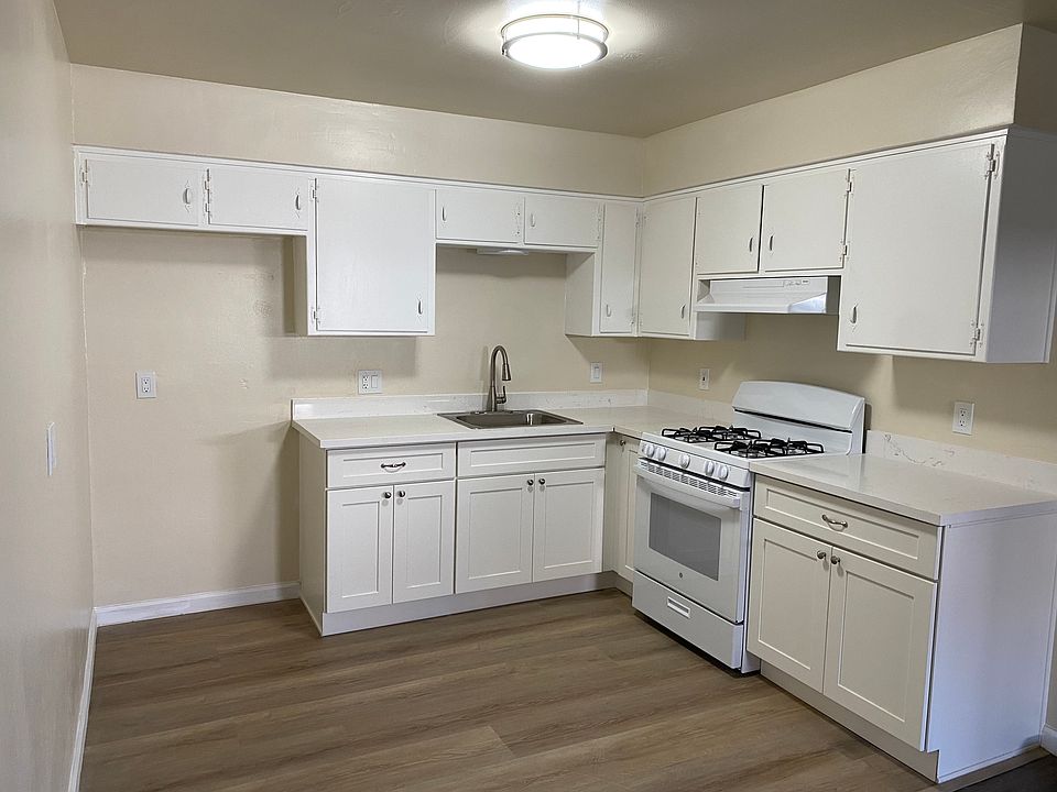 1st image of 2713 El Caprice Dr #2713