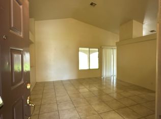 6213 Green Garden Dr, Bakersfield, CA 93313