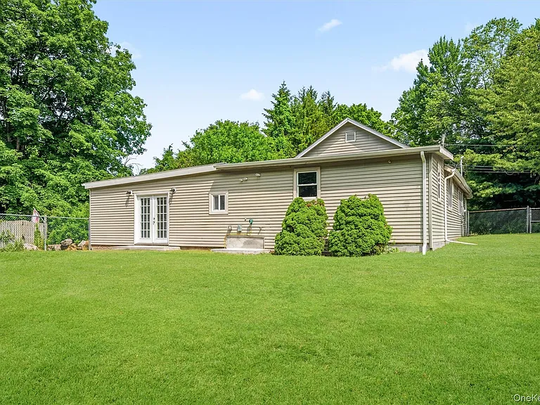 12 Dickerson Pl — Photo 28